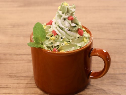 クリスマスツリーラテ